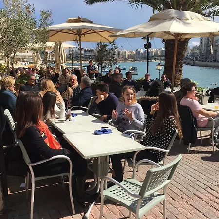 Spinola Bay