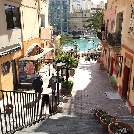 شقة Spinola Bay